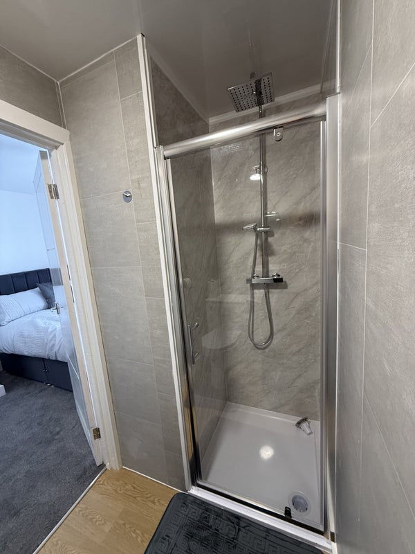 Room Lacy Road in Middlesbrough
