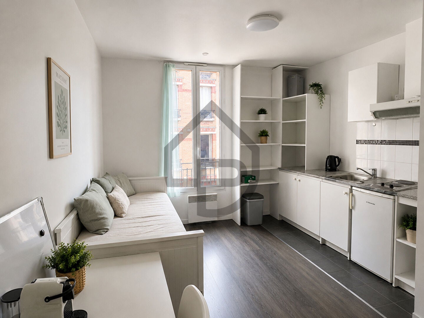 Flat Rue Guy de Gouyon du Verger in Arcueil