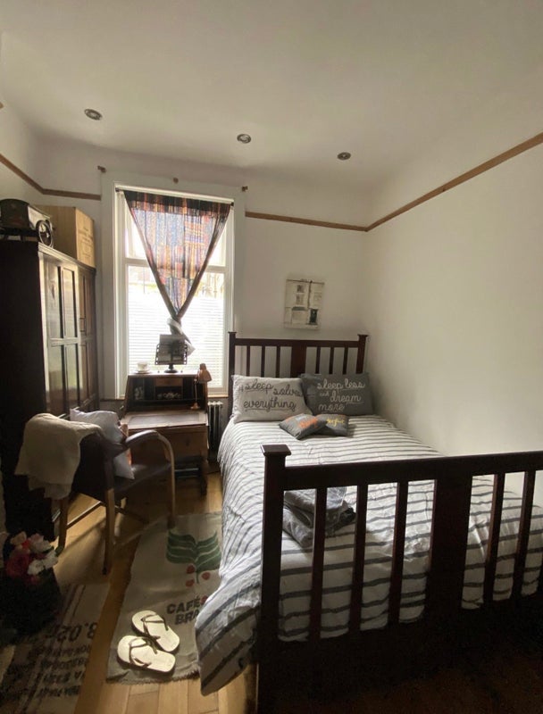 Room Hinton Road in Greater London