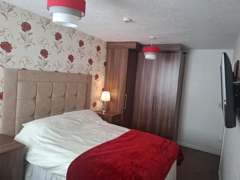 Room Troydale Drive in Manchester