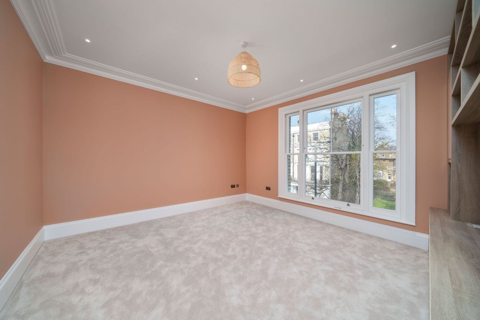 Flat Elsham Road in Greater London