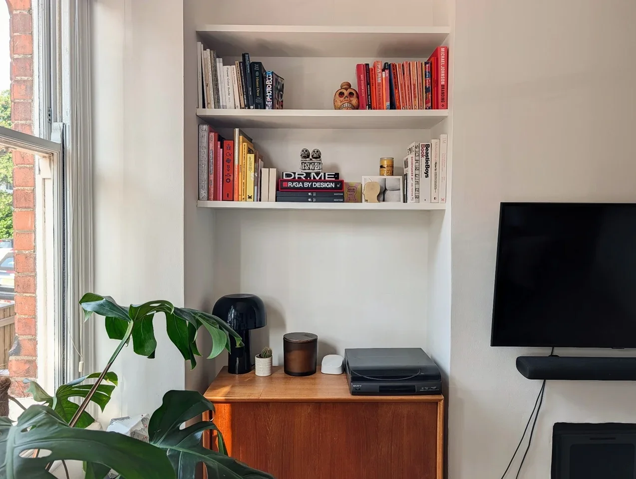 Flat Copleston Road in Greater London