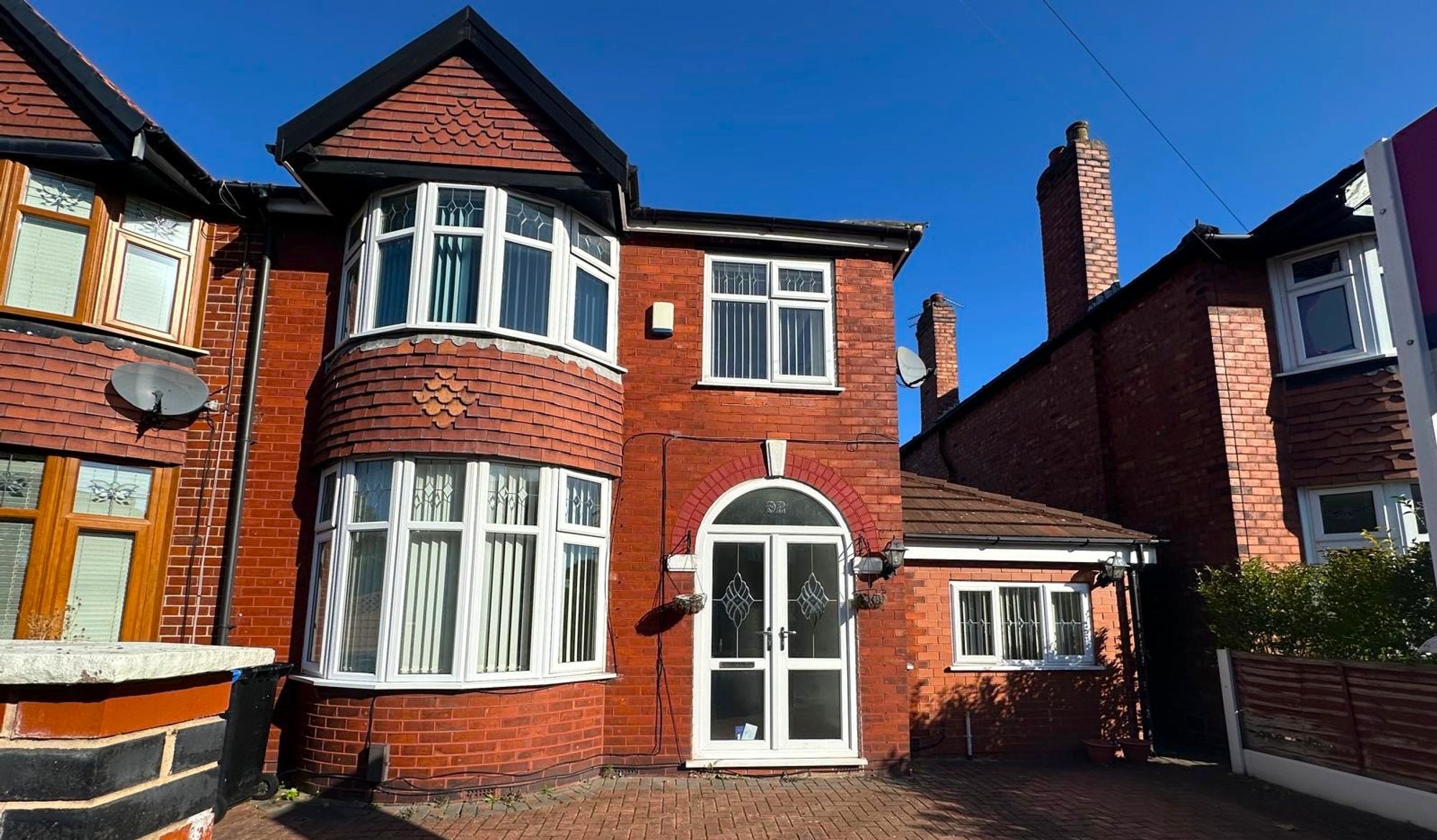 House Moss Park Road in Trafford