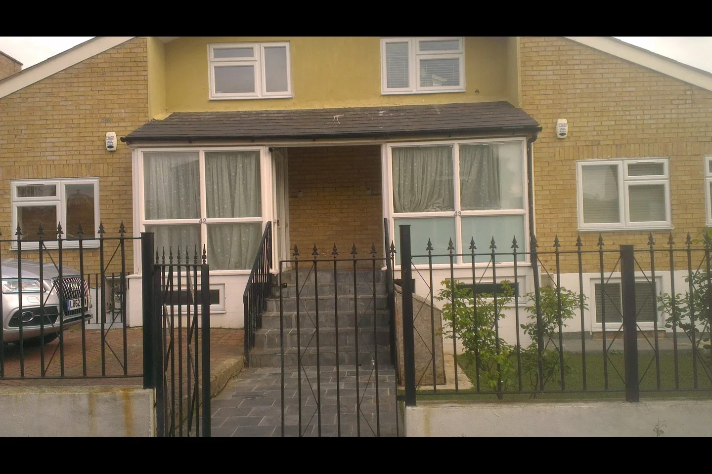 Flat Halston Close in Greater London