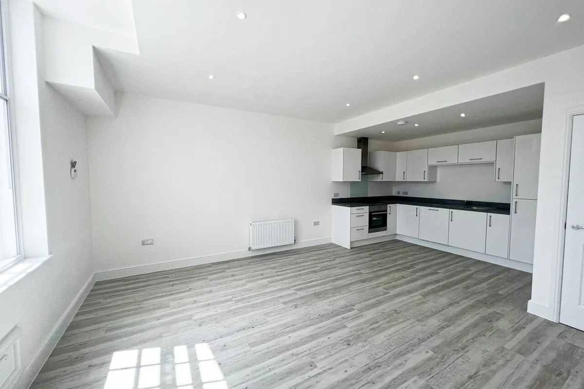 Flat Lowgate in Hull