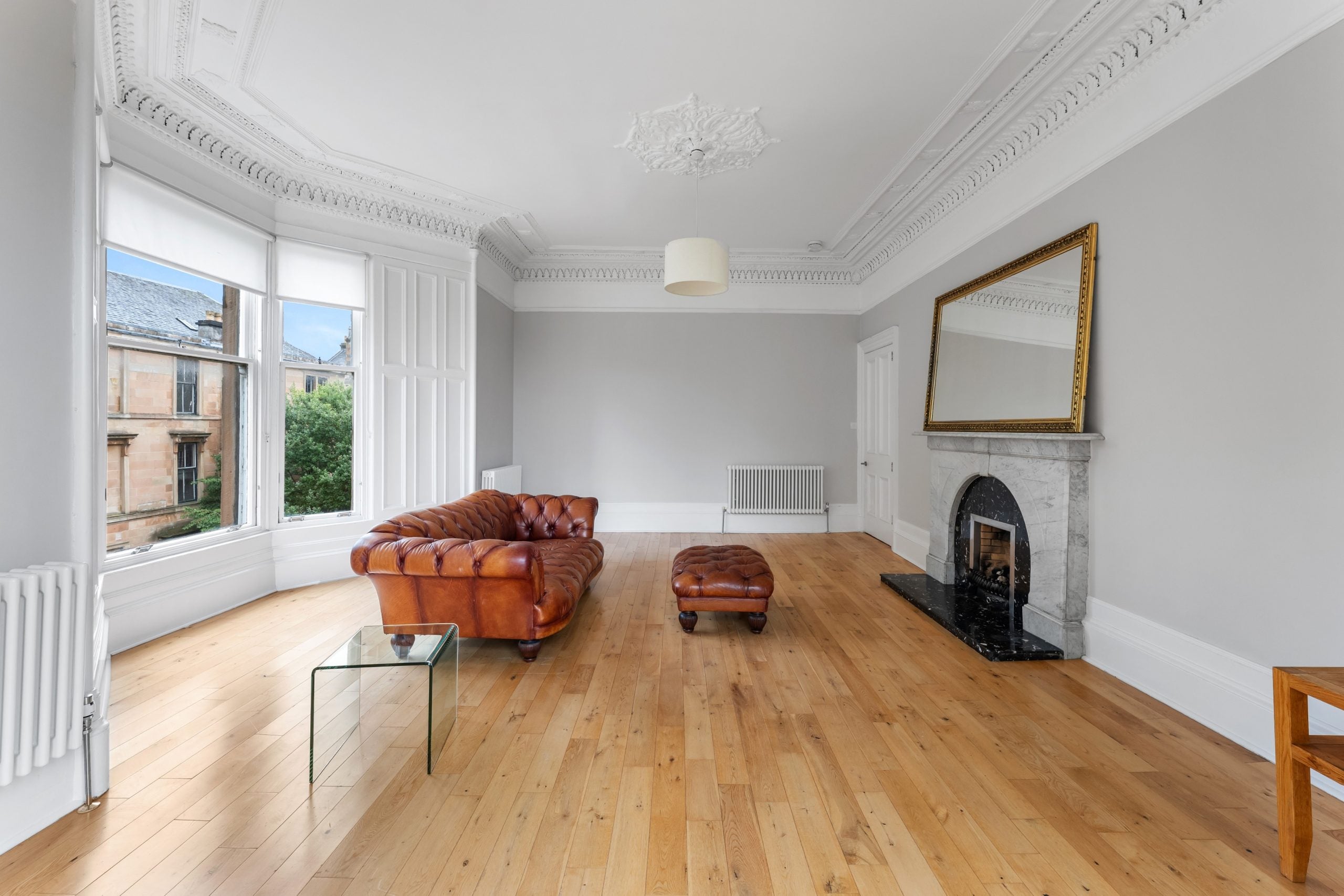 Flat Ruskin Lane in Glasgow