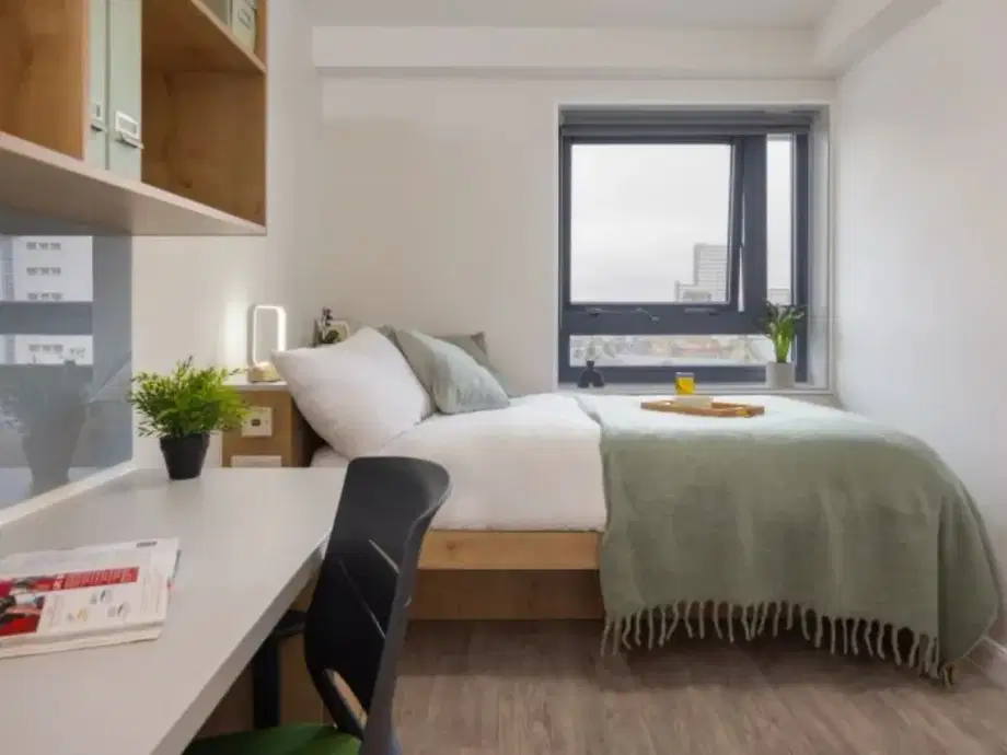 Room Chaucer Street in Nottingham
