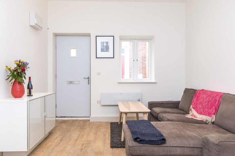 Flat Ashley Road in Bristol