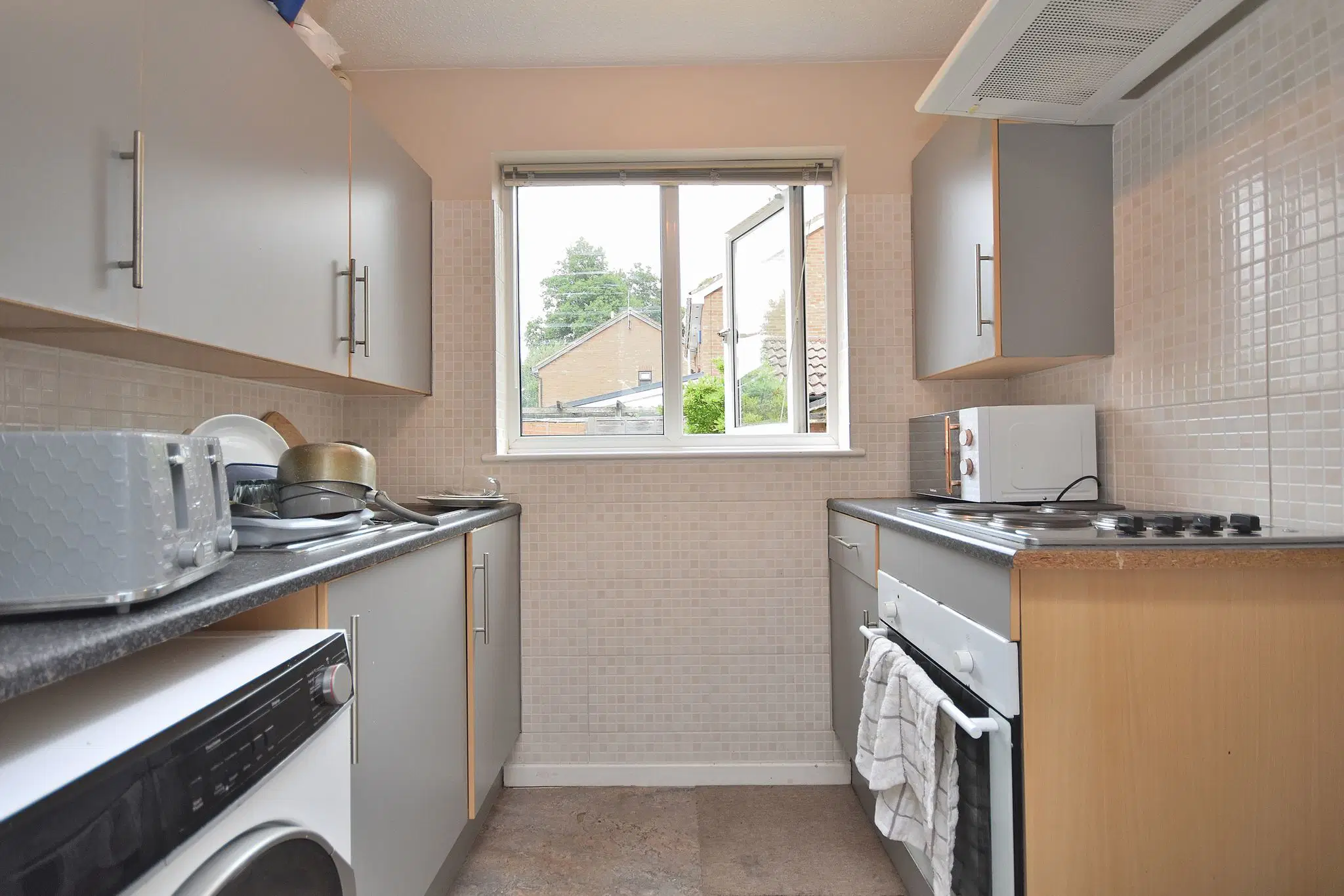 House Tiptoe Close in Northampton