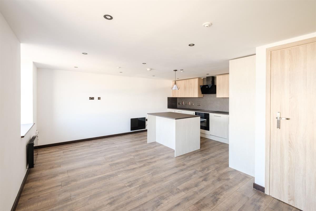 Flat Standish Street in Chorley