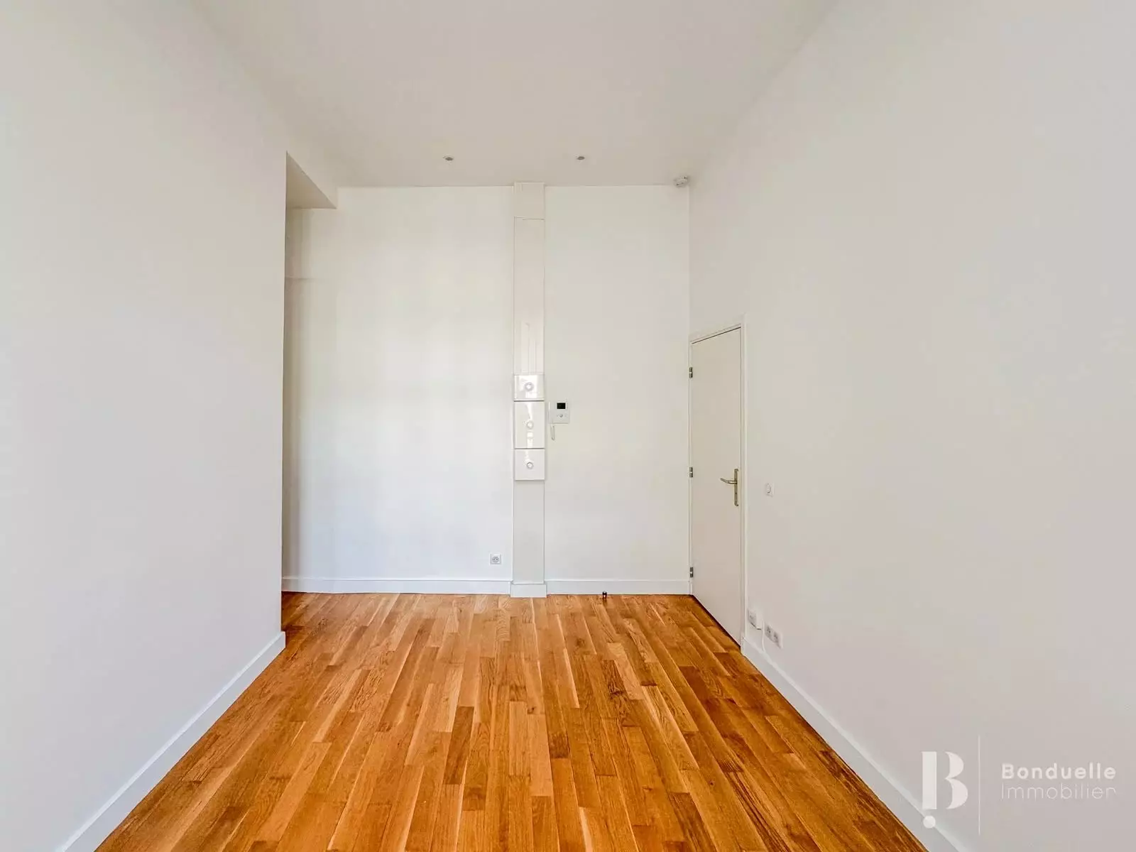 Appartement Rue Lamennais à Paris