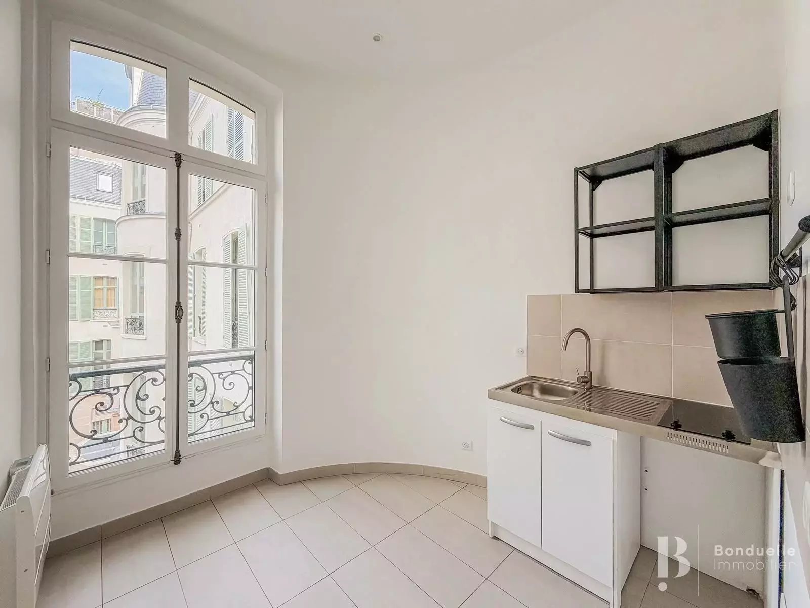 Appartement Rue Lamennais à Paris