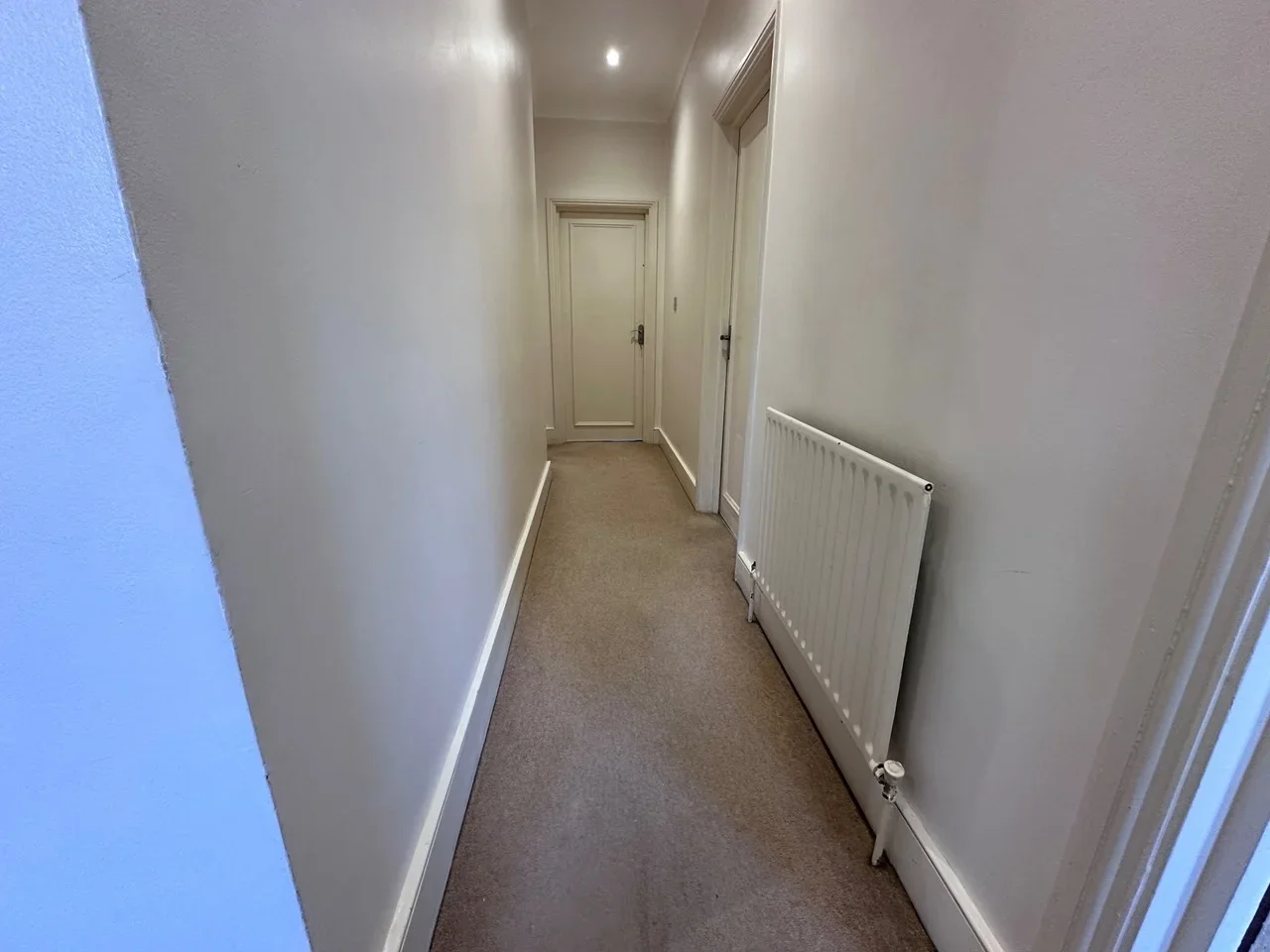 Flat Croxted Road in Greater London