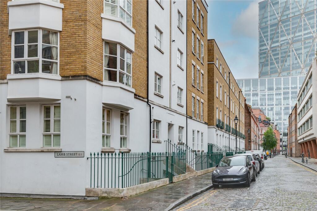 Room Folgate Street in Greater London