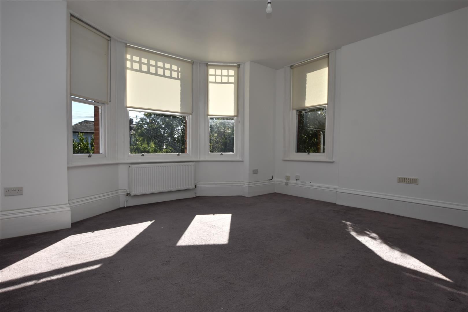 Flat Laton Road in St Leonards