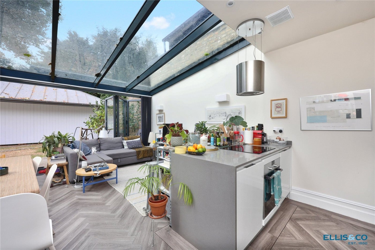House Maria Terrace in Greater London