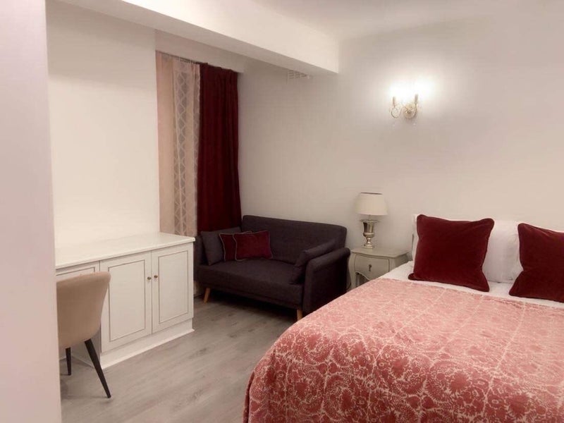 Room Cromwell Road in Greater London