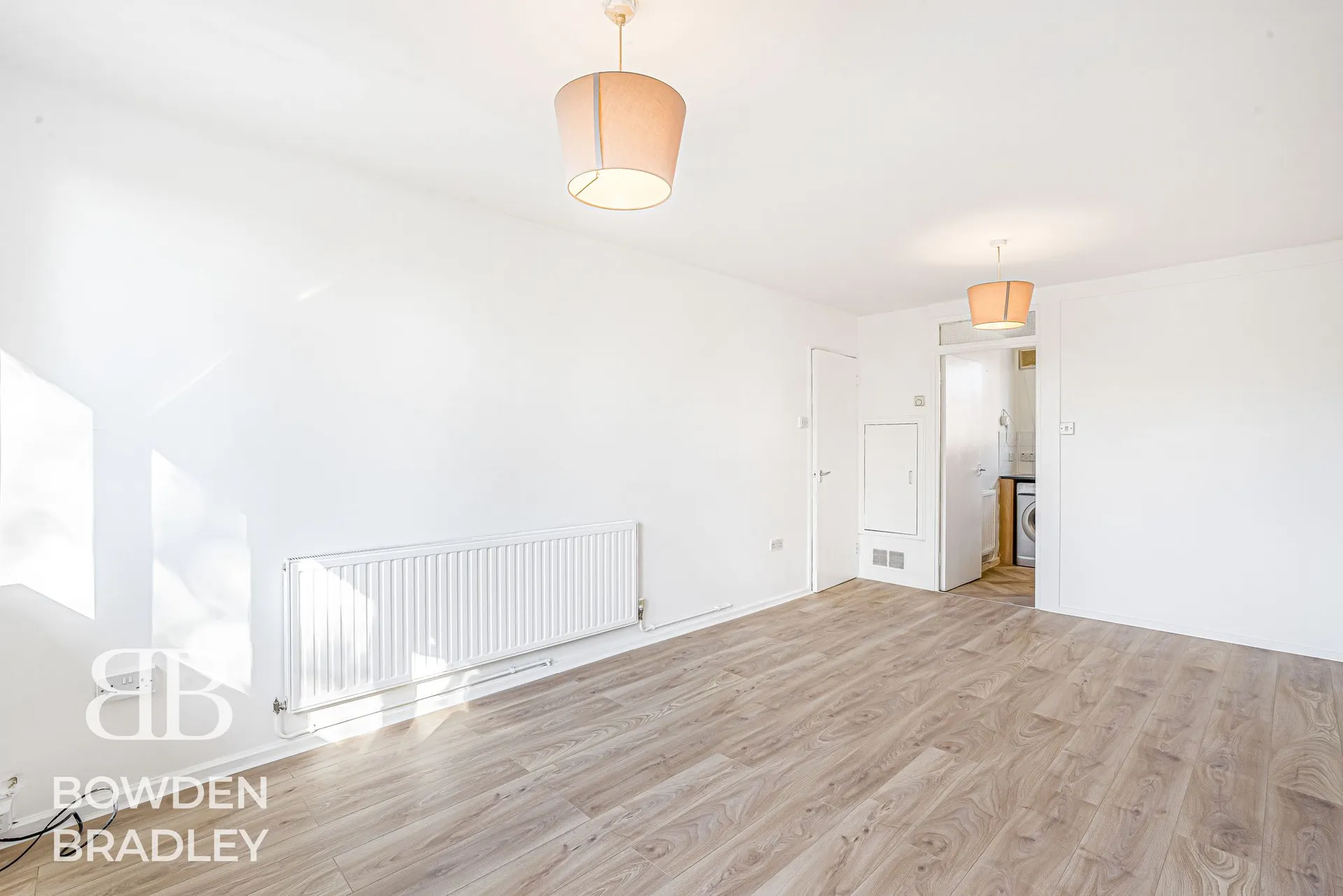 Flat Tiptree Crescent in Greater London
