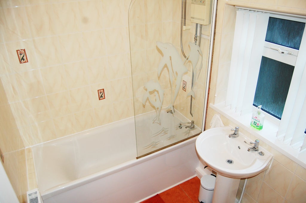Room Maple Street in Barrow-in-Furness
