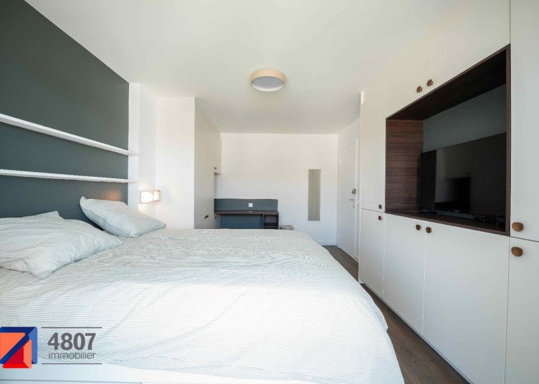 Flat Rue Jules Verne in Annemasse