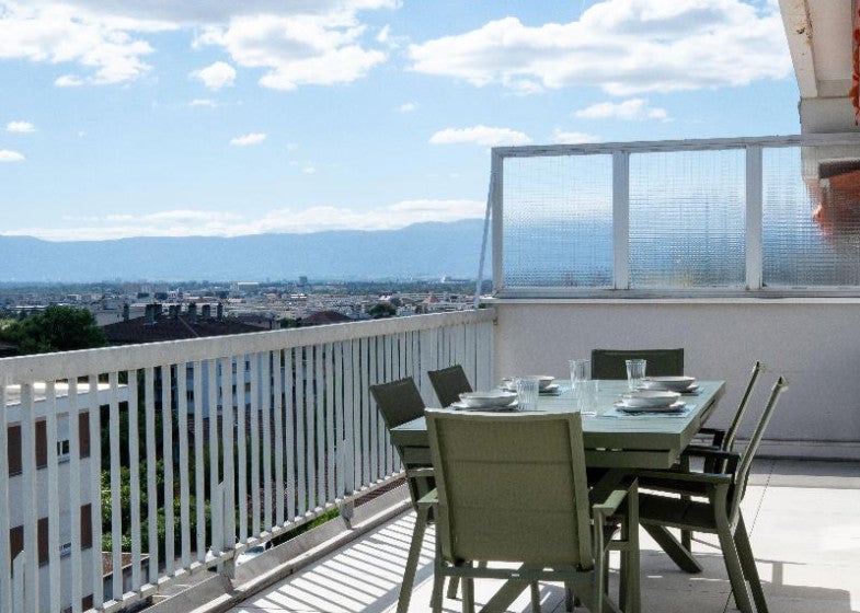Flat Rue Jules Verne in Annemasse
