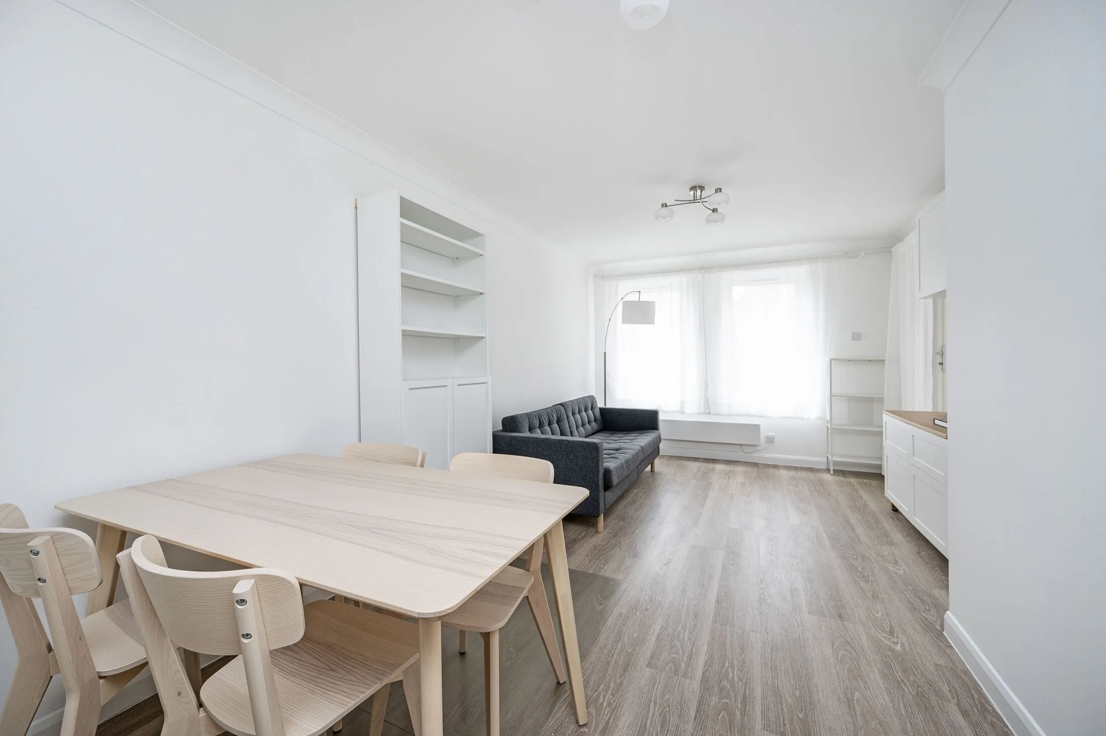 Flat Conant Mews in Greater London