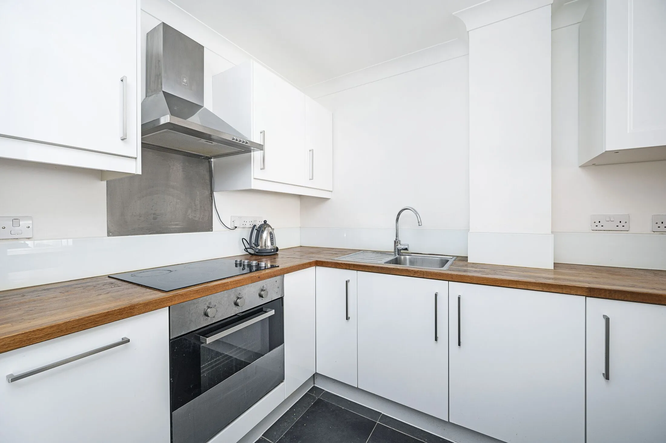 Flat Conant Mews in Greater London