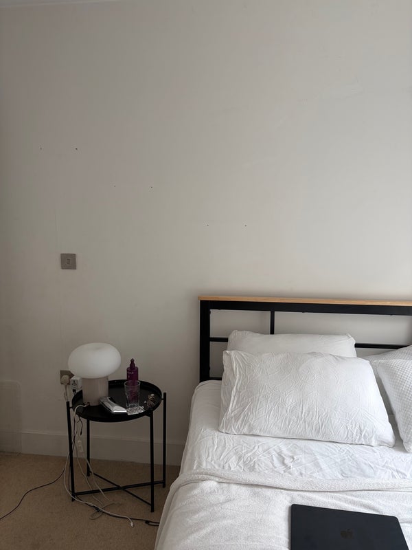 Room Stockwell Park Road in Greater London