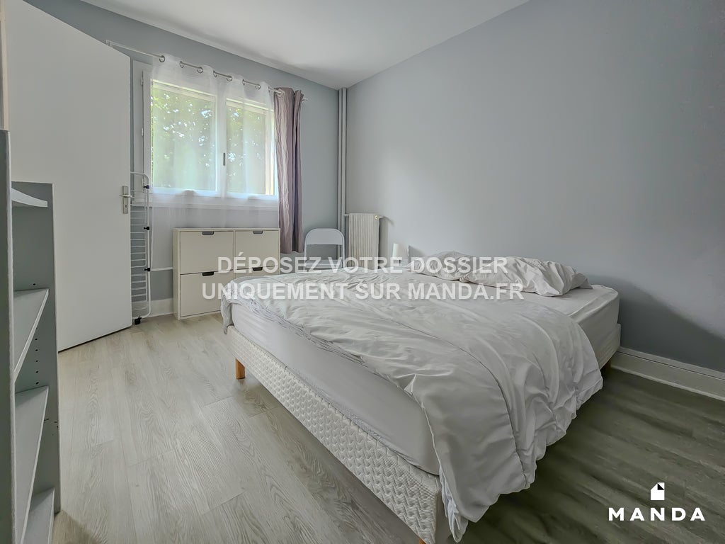 Appartement Rue Pierre Brossolette / Rue de Châtillon à Châtillon