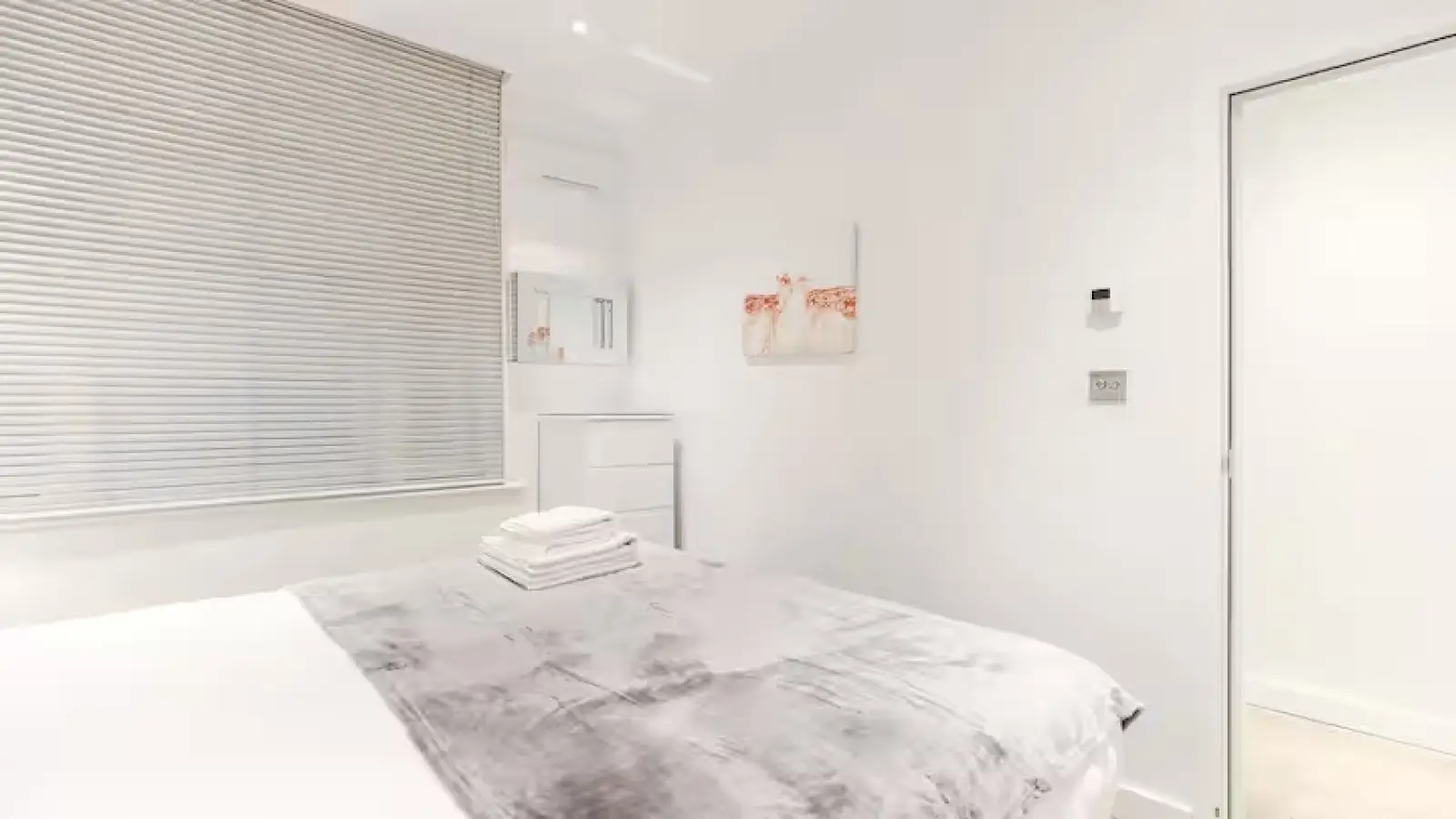 Flat Bedford Street in City of Westminster