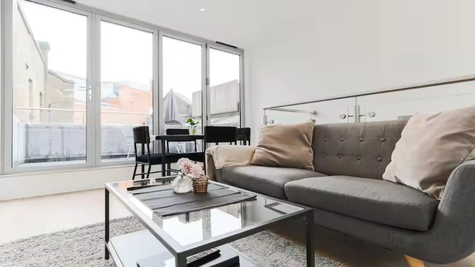 Flat Bedford Street in City of Westminster