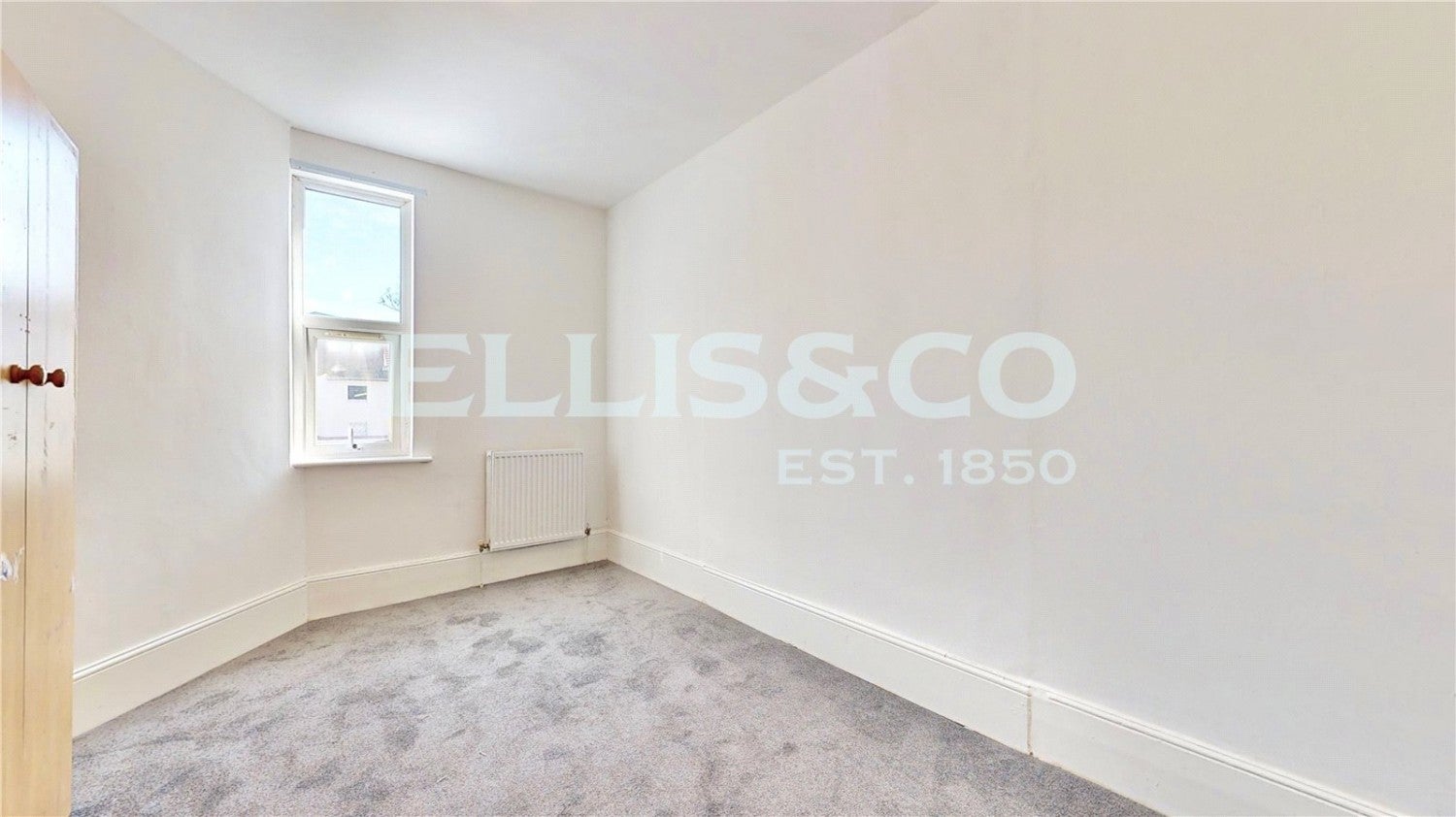 Flat Ranelagh Road in Greater London
