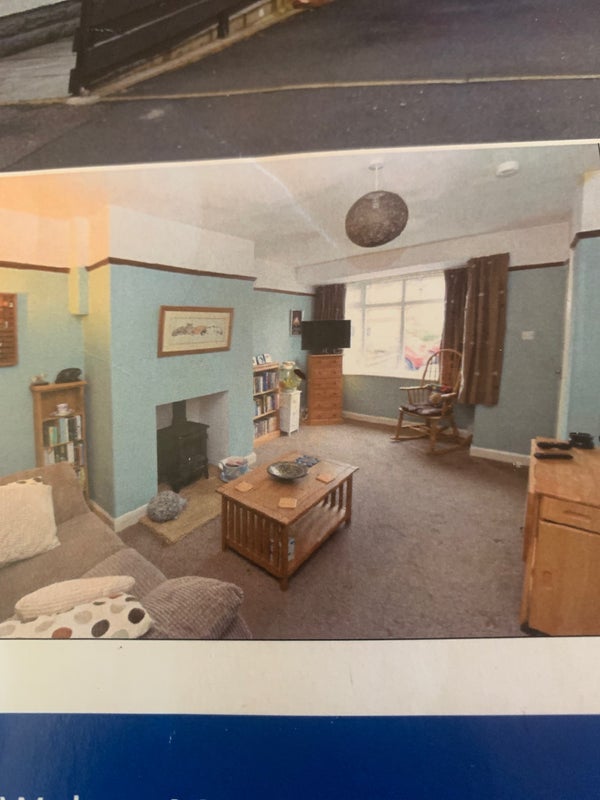 Room Cross Chestnut Grove in Leeds