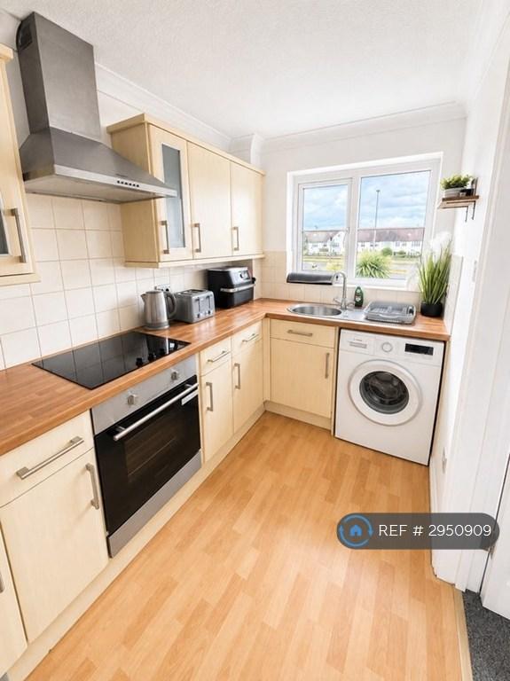 Room Messant Close in Greater London