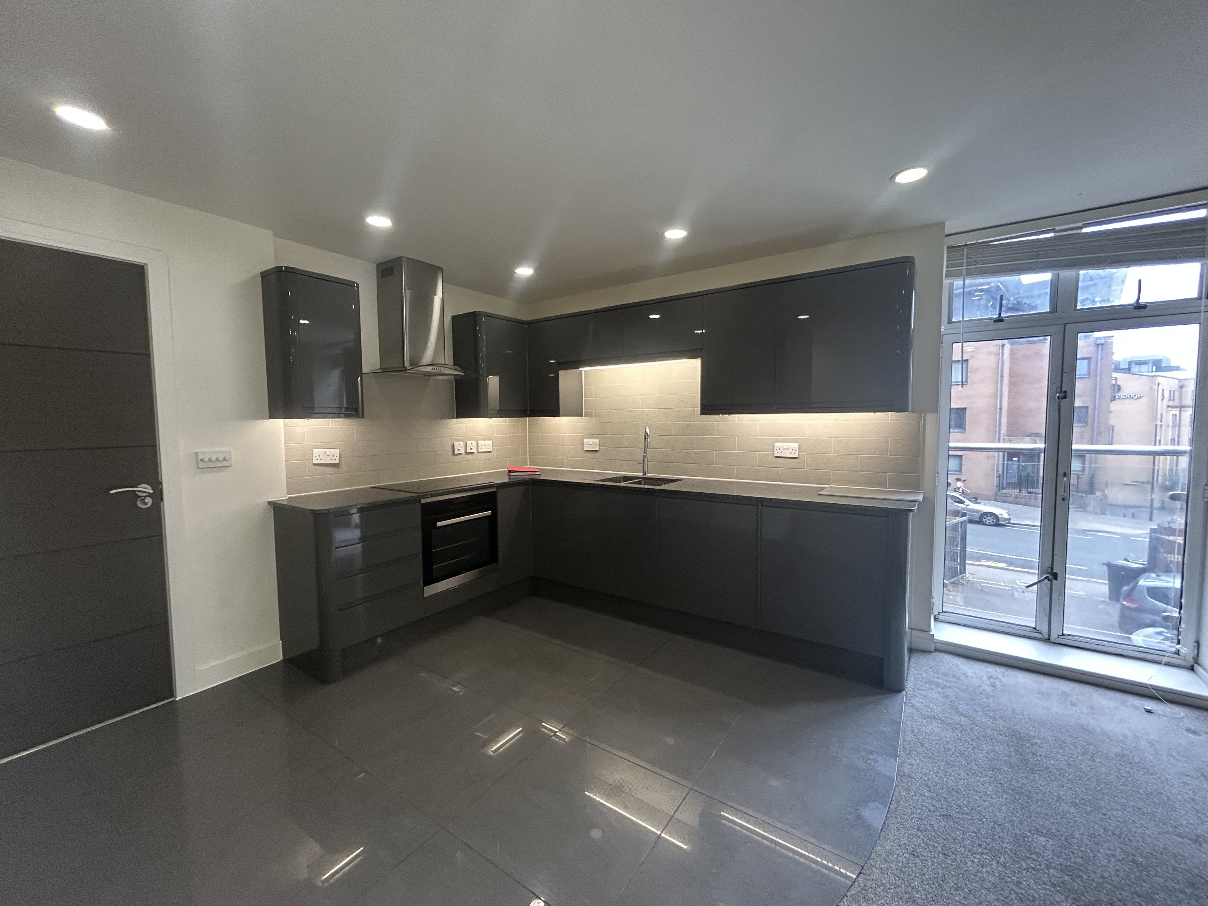 Flat Saint George's Court in Bristol