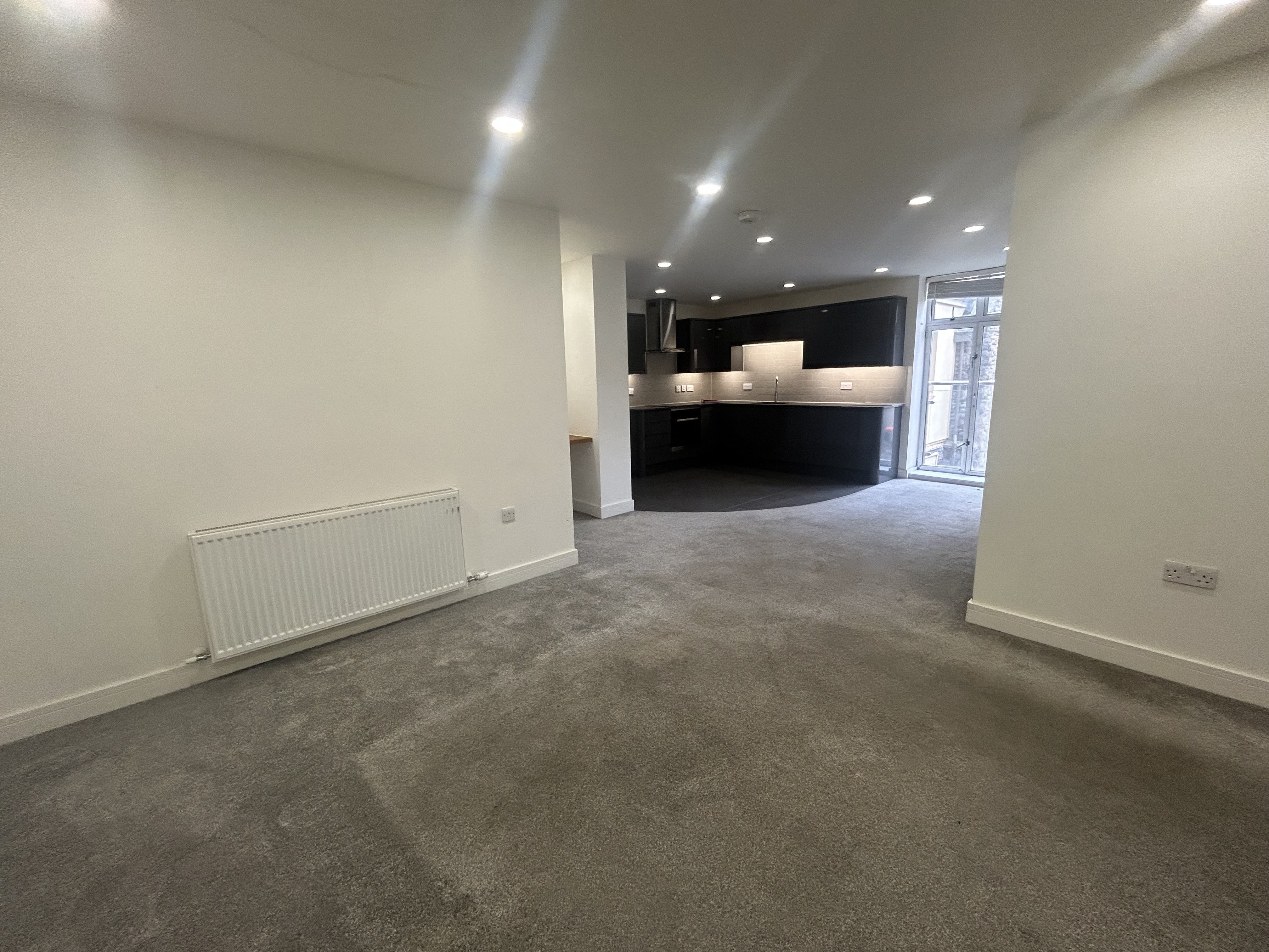 Flat Saint George's Court in Bristol