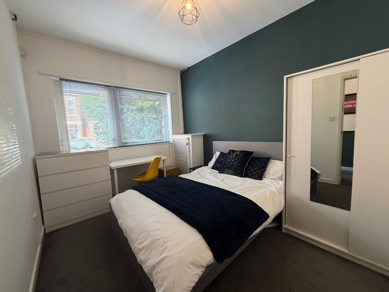 Room Edward Road in Rushcliffe