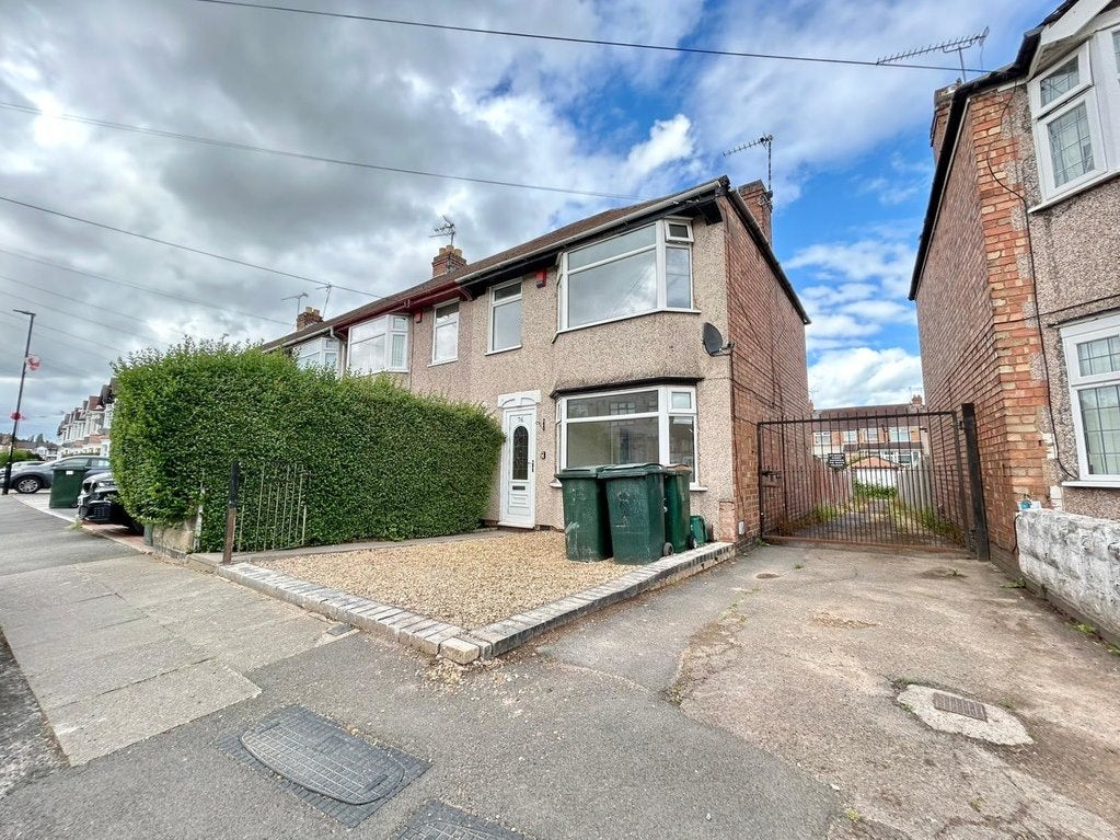 House Hartland Avenue in Coventry