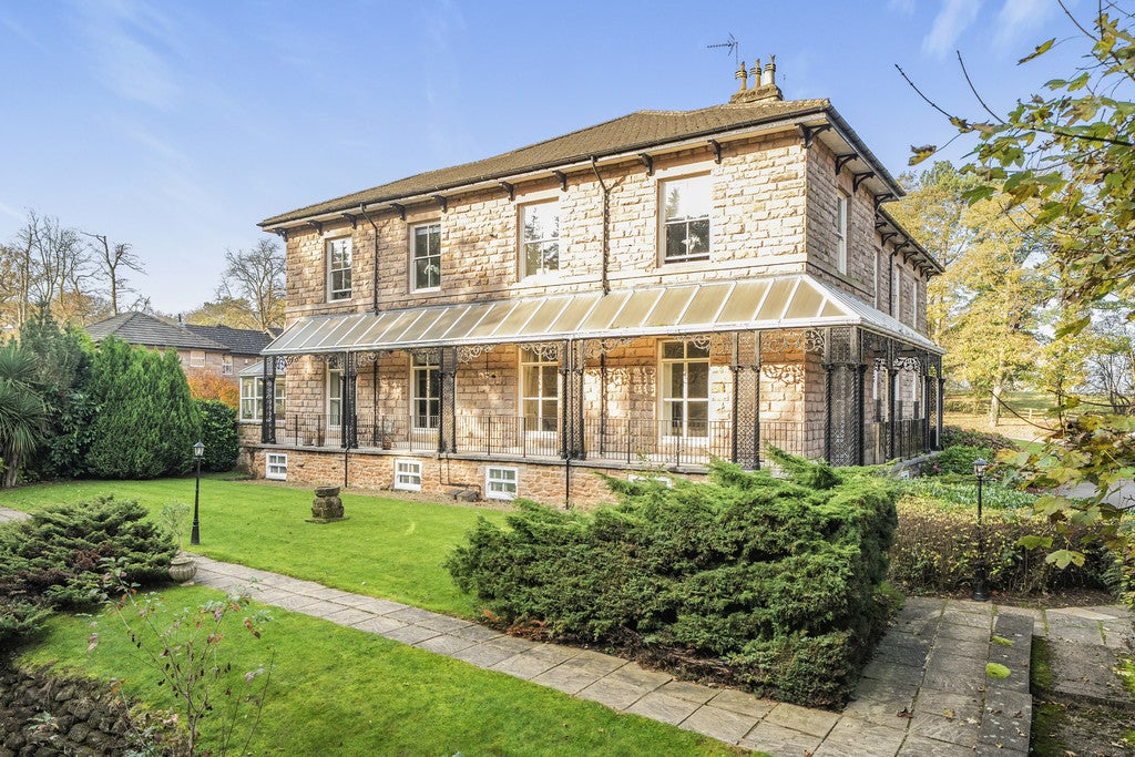 Flat Nickols Lane in Spofforth with Stockeld