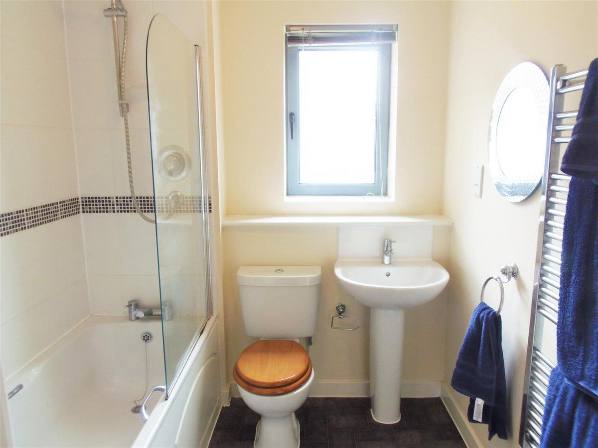 Flat Edith Road in Clacton-on-Sea