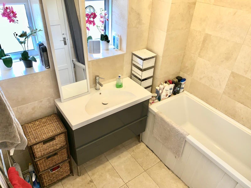 Room Cavendish Street in Greater London