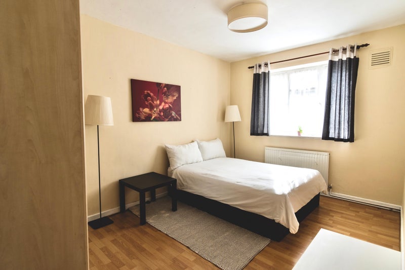 Room Cavendish Street in Greater London
