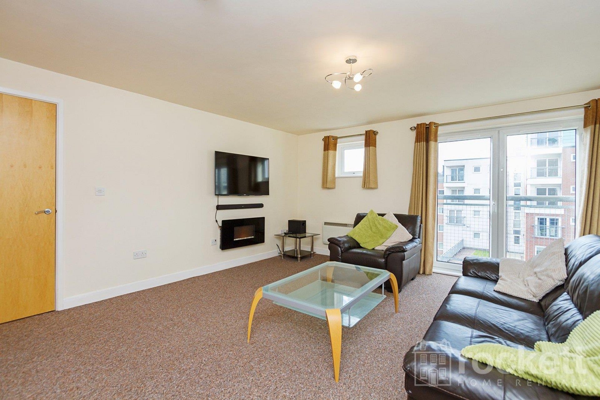 Flat London Road in Newcastle-under-Lyme
