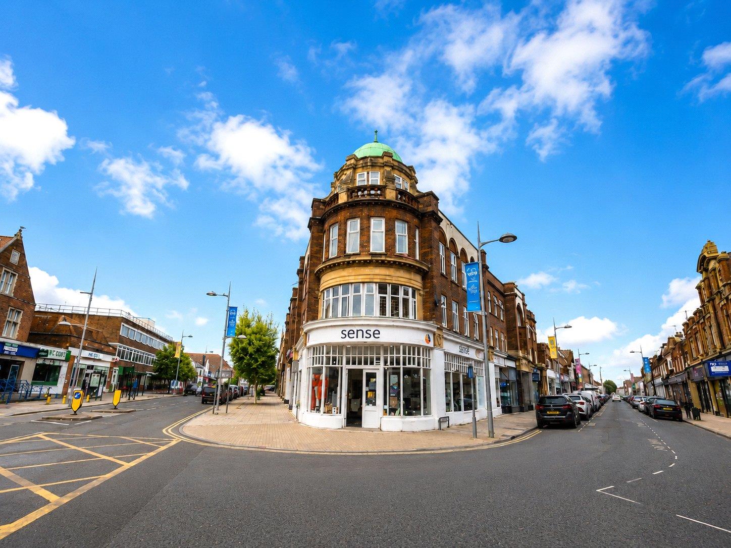 Flat Station Road in Clacton-on-Sea