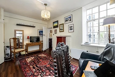 Flat Britten Street in Greater London
