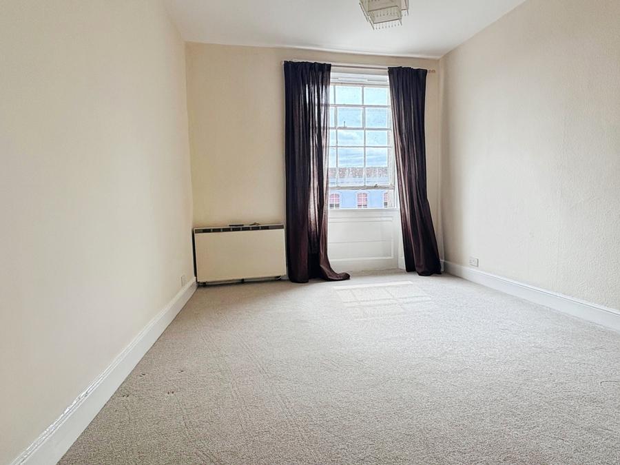 Flat The Cornmarket in Warminster