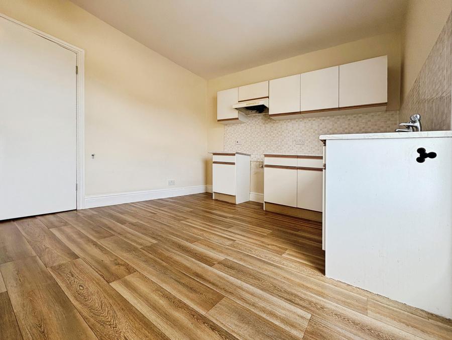 Flat The Cornmarket in Warminster
