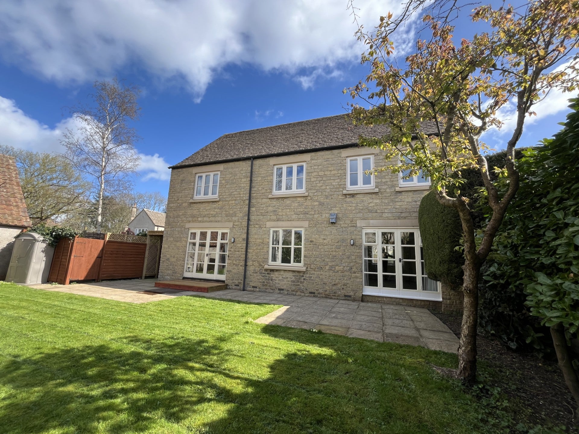 House Brunel Way in Stonehouse