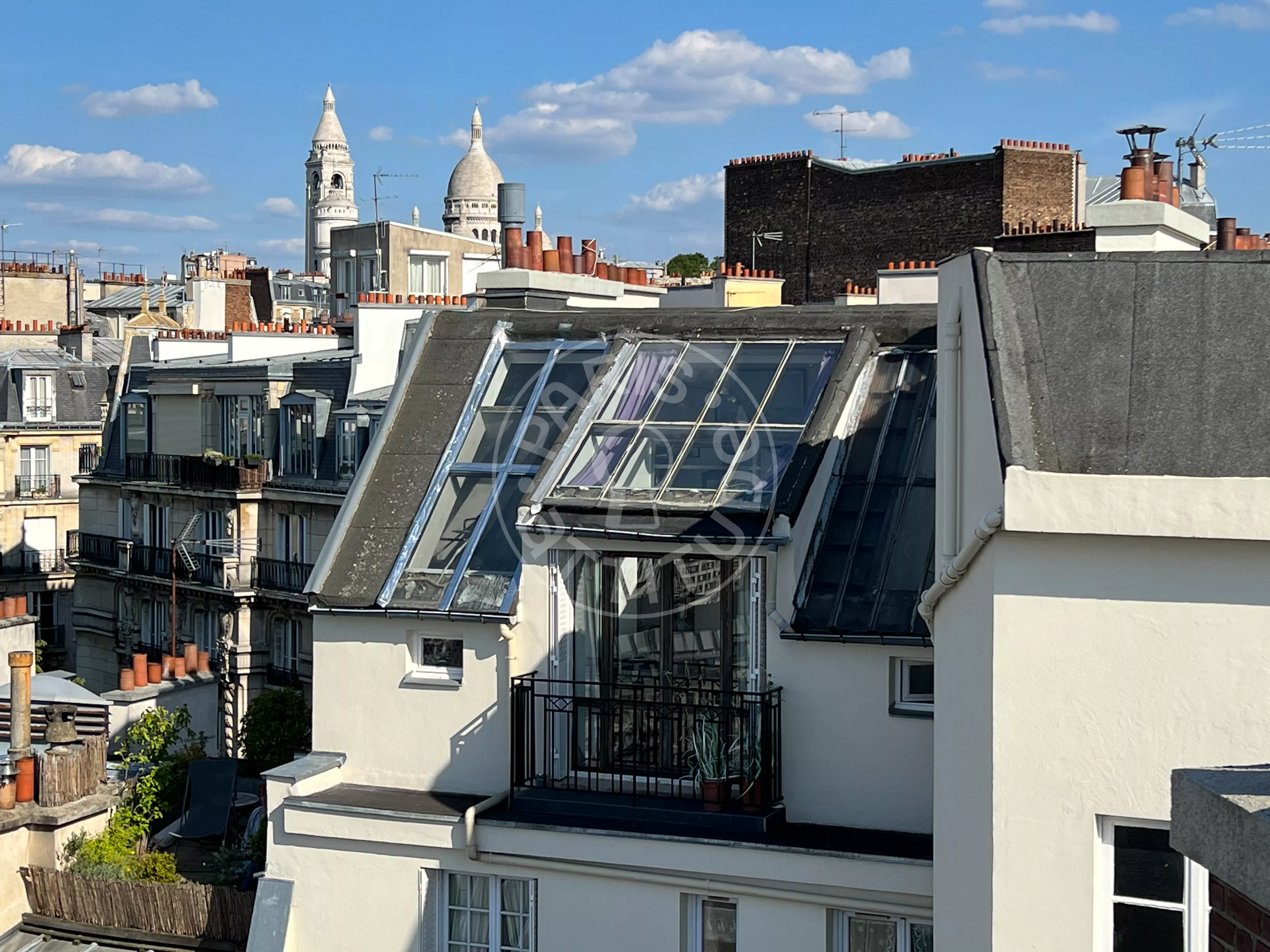 Flat Rue Caulaincourt in Paris