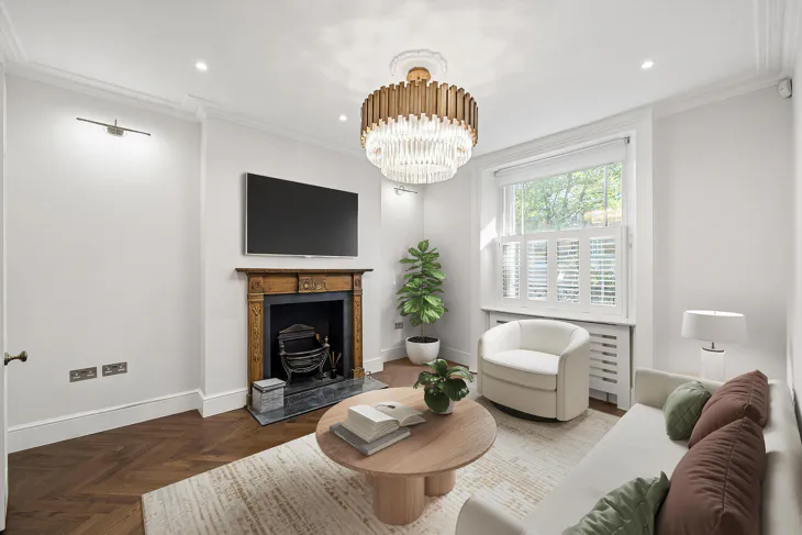 House Brompton Square in Greater London